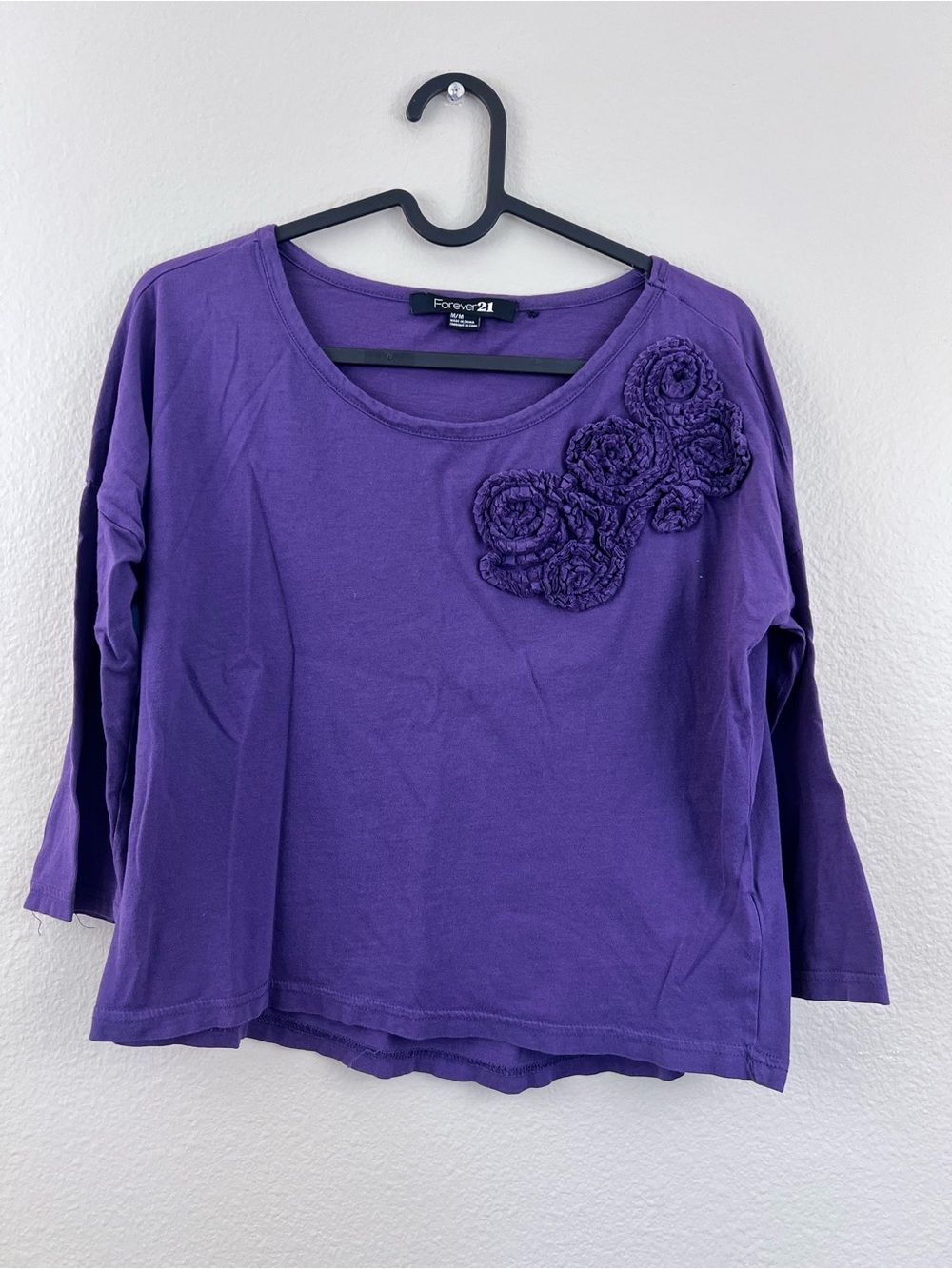 Forever 21 Long Sleeve Womens Size Medium Deep Violet/Purple Raised Flower Short